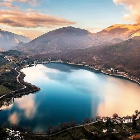 Azienda Agrituristica La Torretta Gospodarstwo agroturystyczne Tocco da Casauria