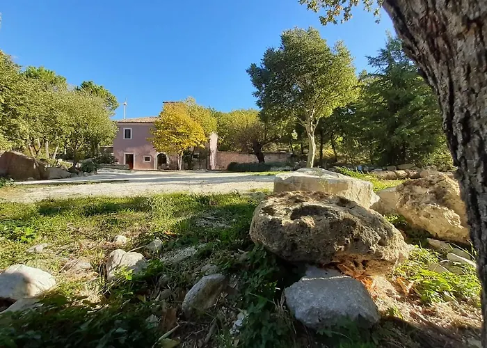 Azienda Agrituristica La Torretta *