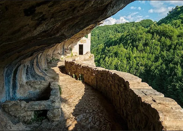 Azienda Agrituristica La Torretta *